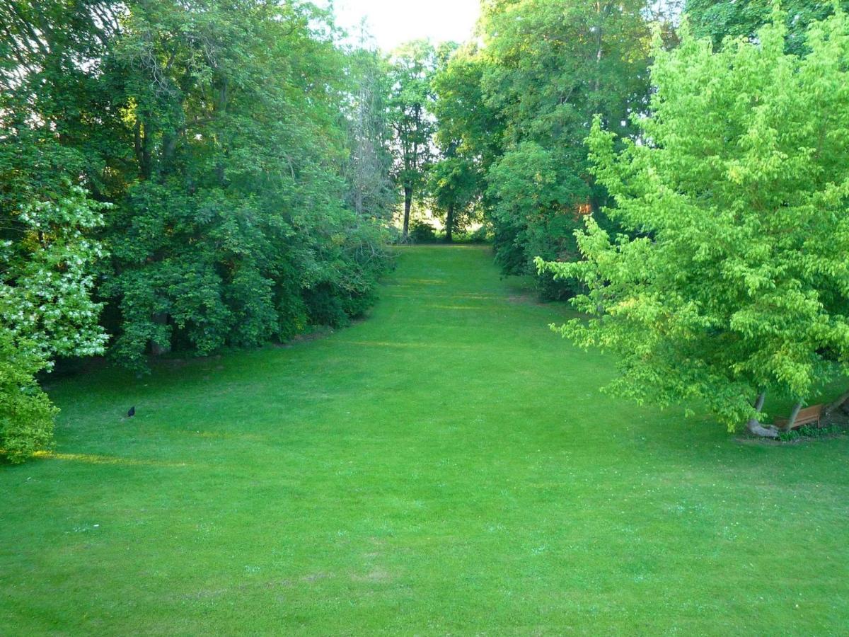 Château de Plessier-Roza Le Plessier-Rozainvillers Extérieur photo